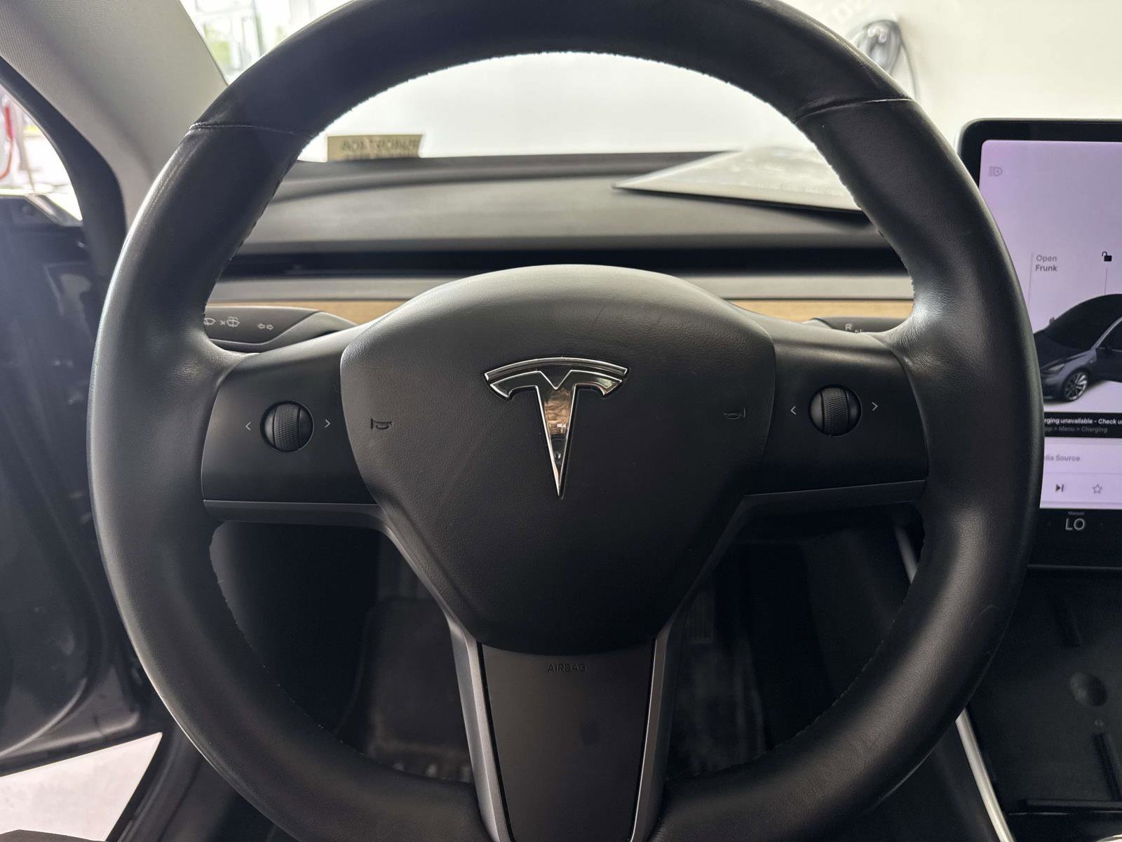 Used 2018 Tesla Model 3 Long Range RWD image 27