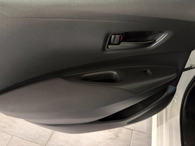 Used 2024 Toyota Corolla LE FWD image 11