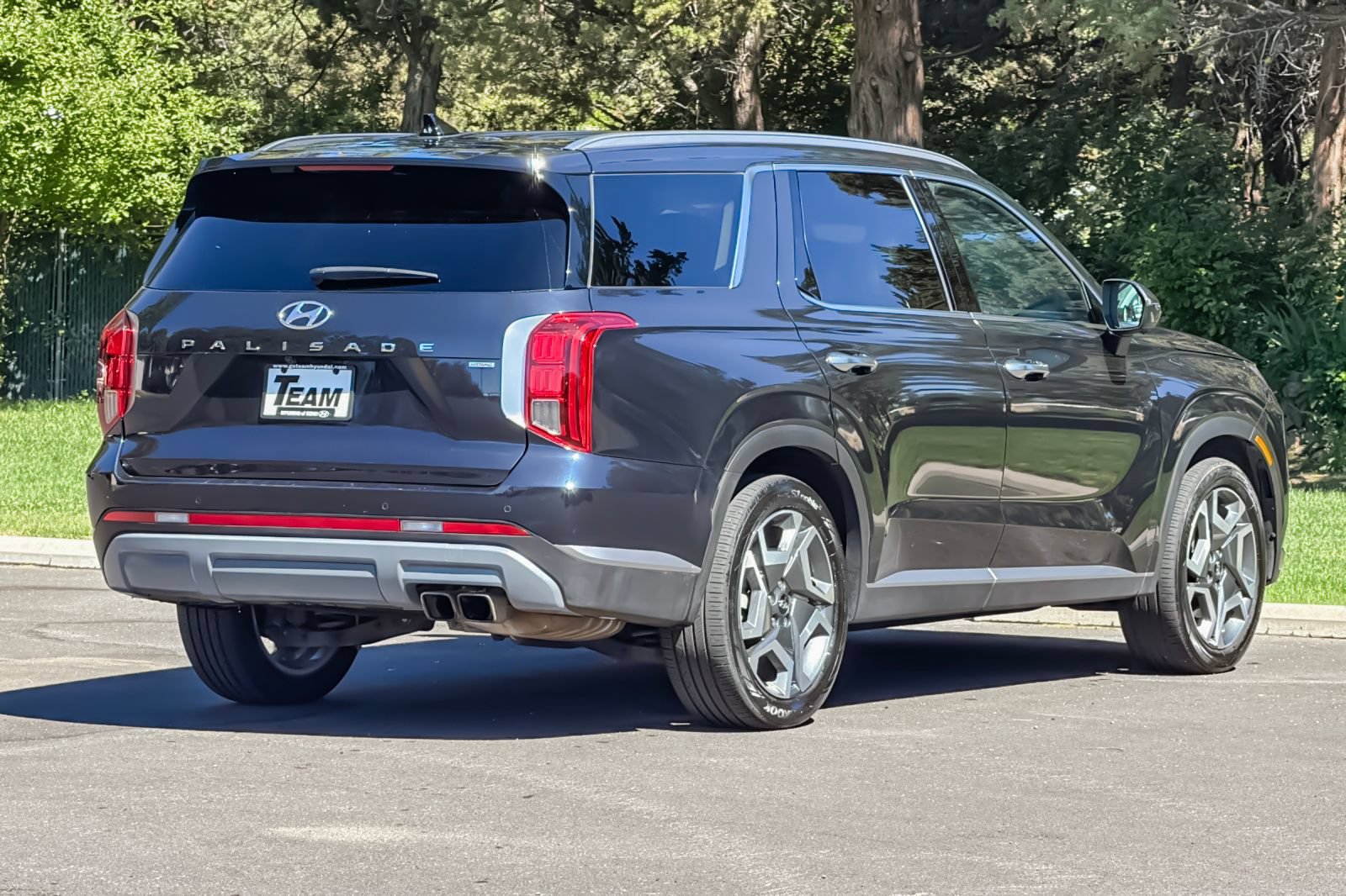 Used 2024 Hyundai Palisade SEL AWD/4WD image 4