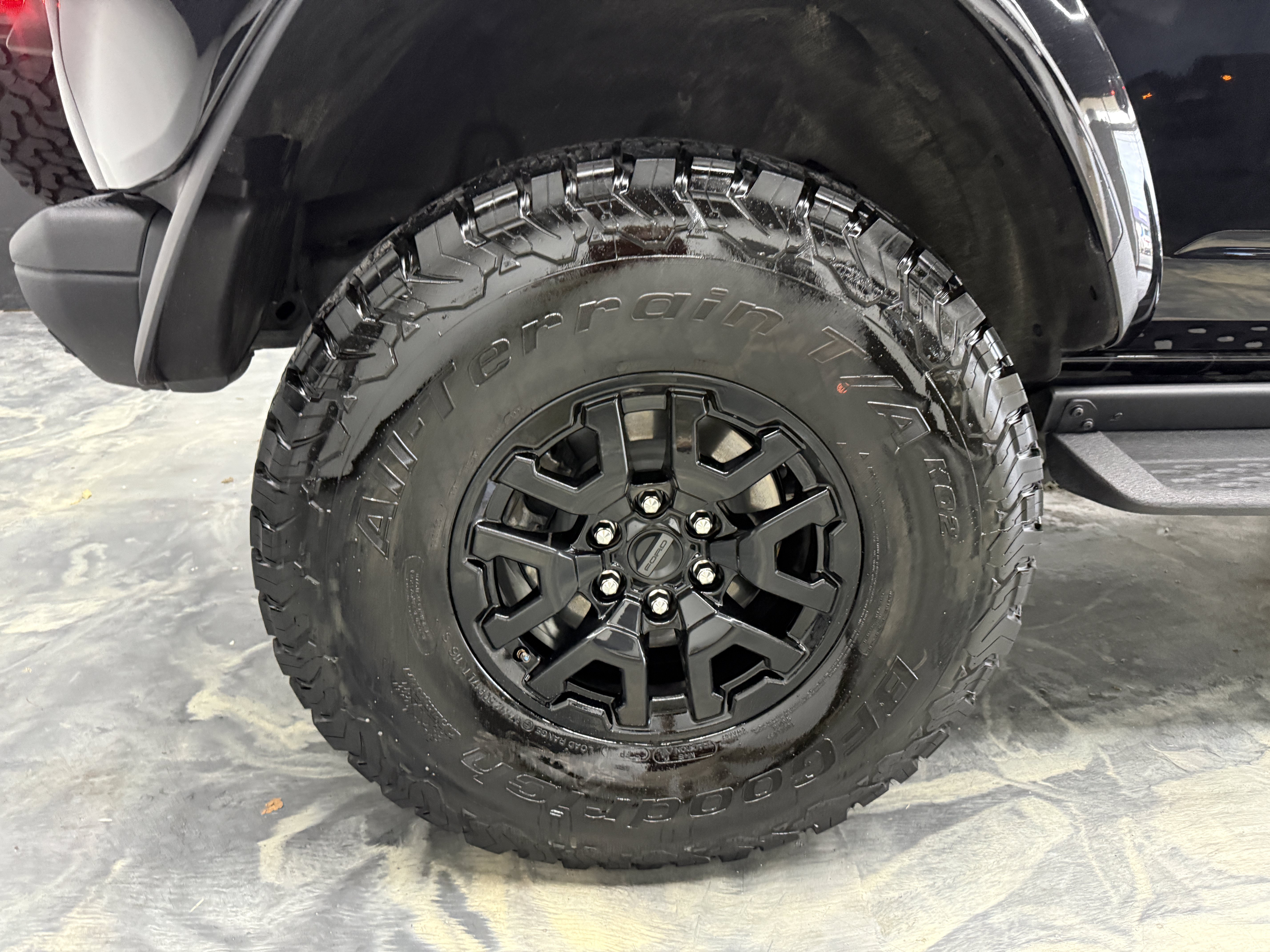 Used 2024 Ford Bronco Raptor w/ Interior Carbon Fibre Pack AWD/4WD image 35