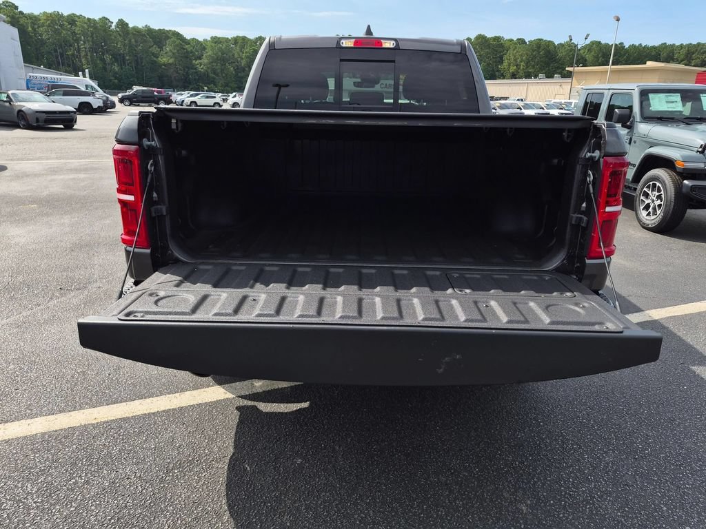 Used 2026 RAM 1500 Limited w/ Body Color Bumper Group AWD/4WD image 28