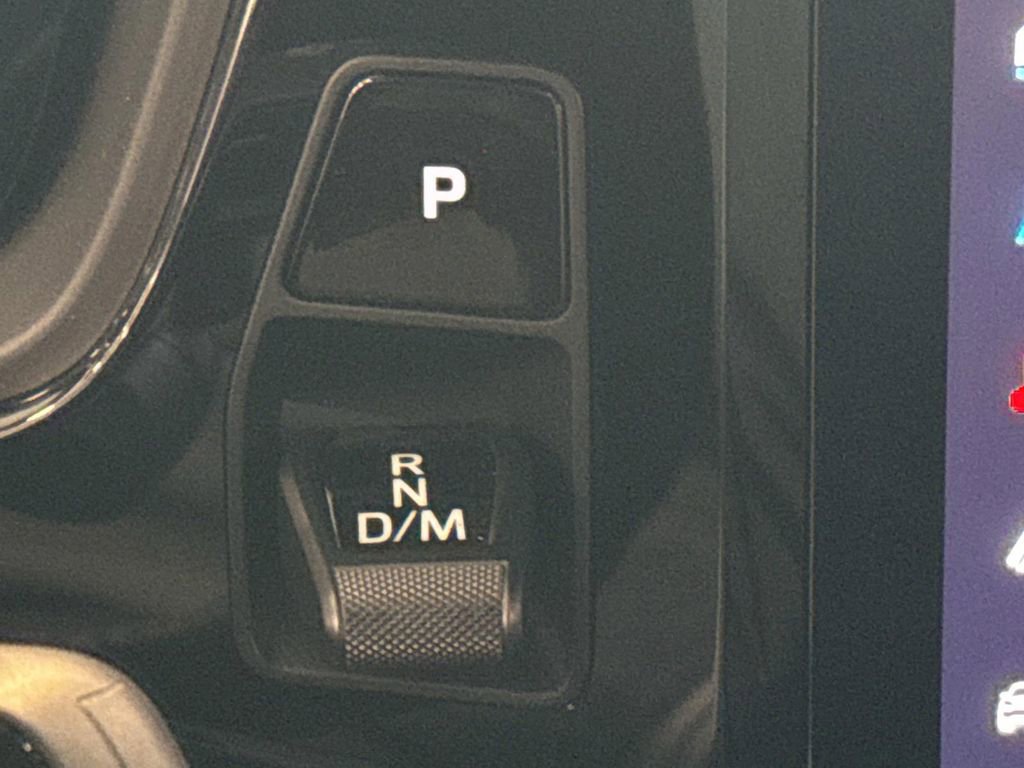 Used 2024 Porsche Cayenne Turbo GT image 25