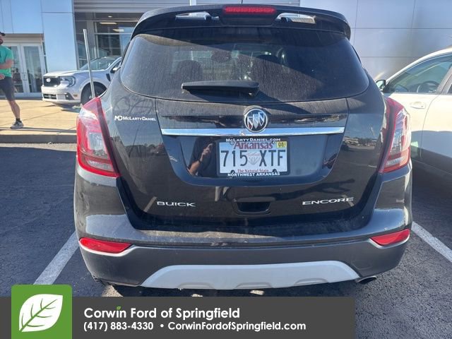 Used 2018 Buick Encore Sport Touring image 7