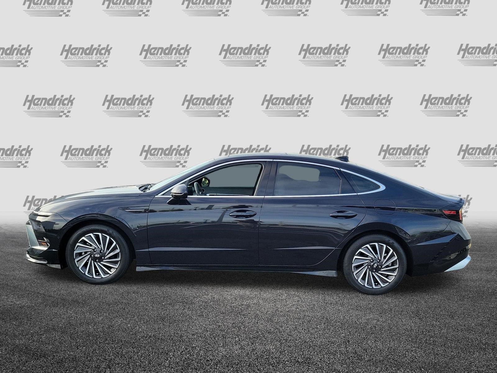 Used 2024 Hyundai Sonata Limited FWD image 4