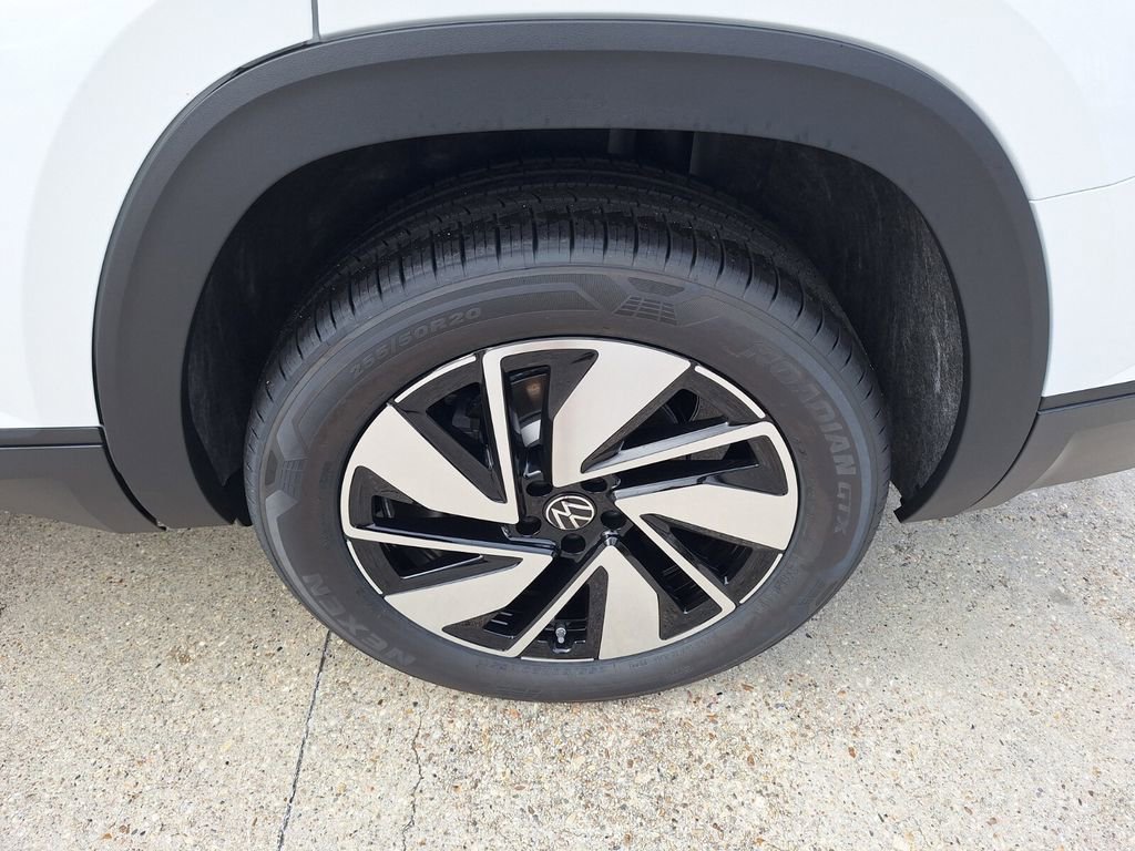 New 2026 Volkswagen Atlas SE image 24