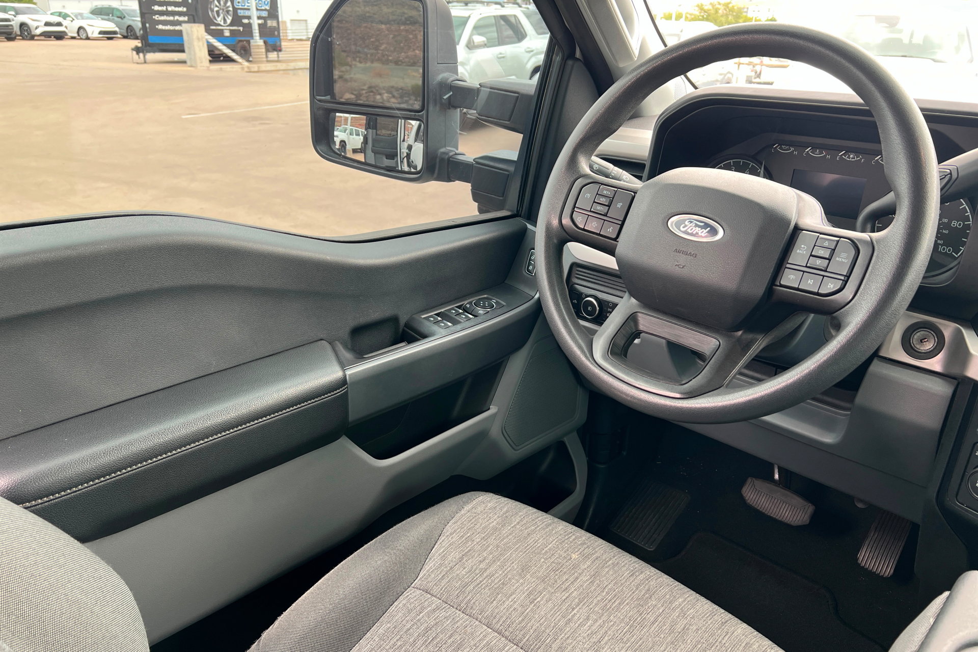 Used 2023 Ford F350 XL w/ STX Appearance Package AWD/4WD image 12