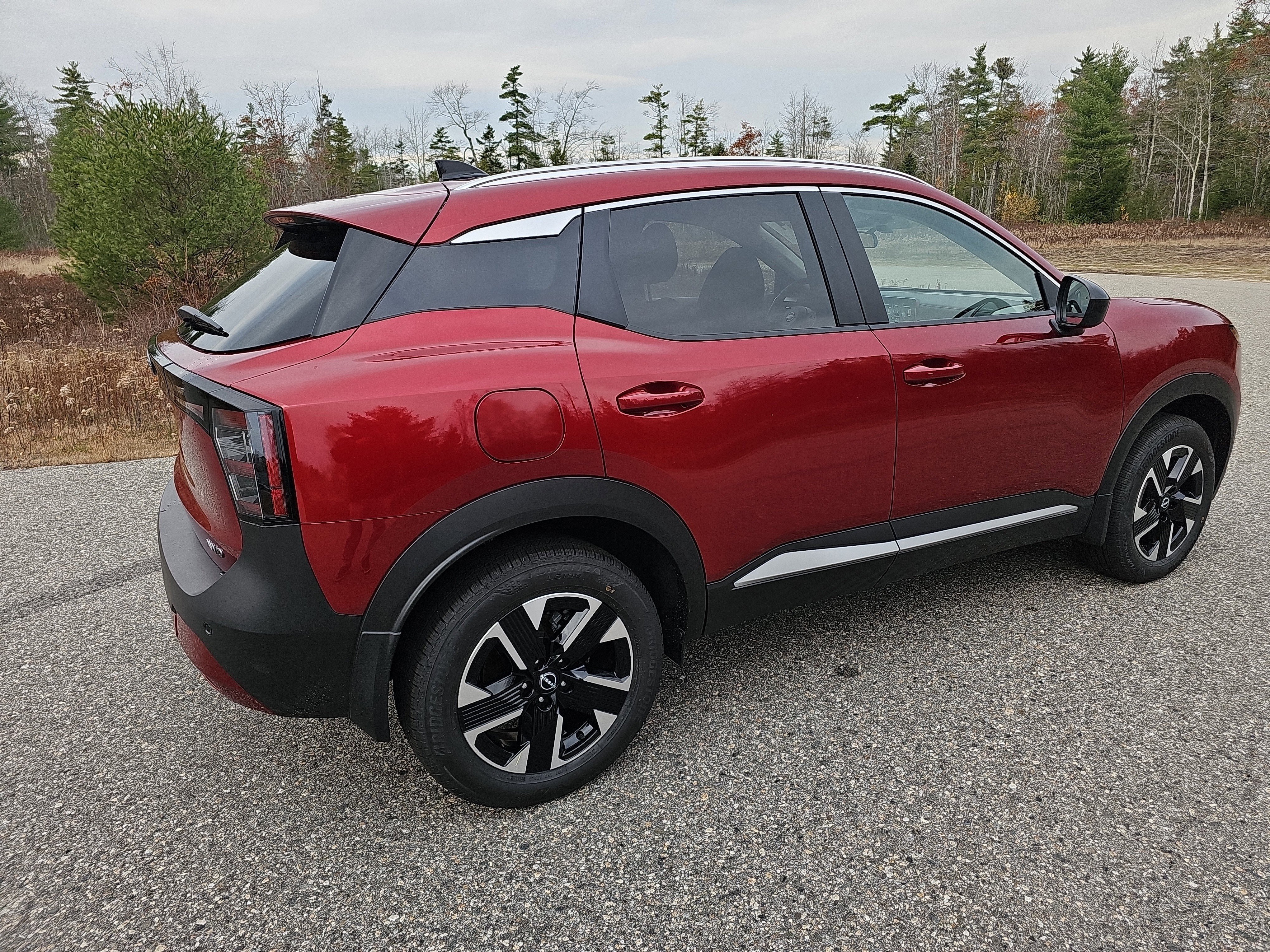 New 2026 Nissan Kicks SV w/ Charging Package image 7