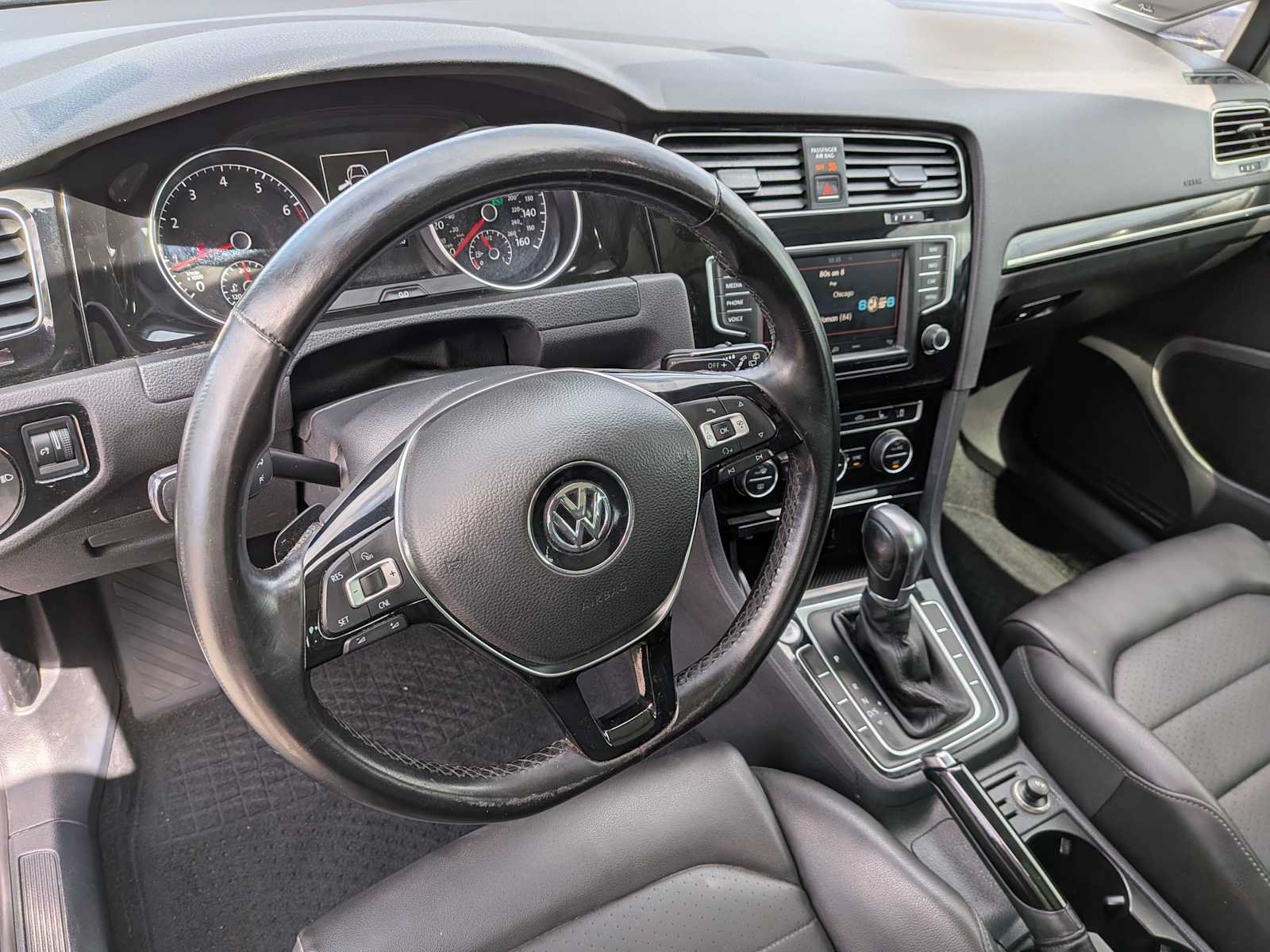 Used 2016 Volkswagen Golf Limited Edition FWD image 14