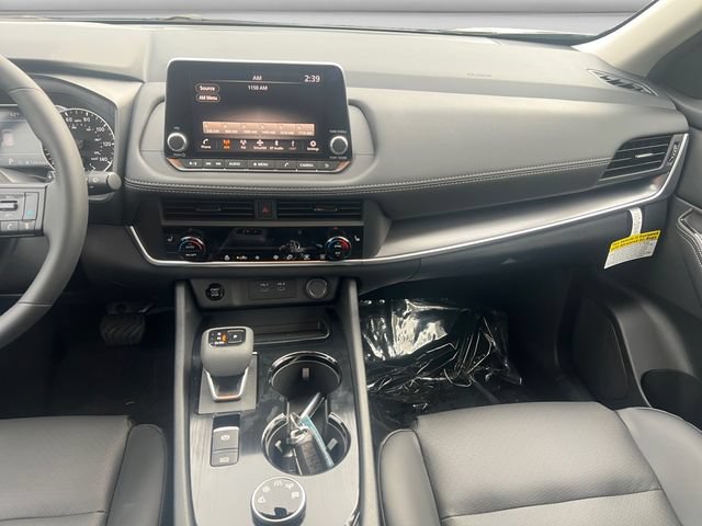 New 2026 Nissan Rogue Dark Armor AWD/4WD image 15