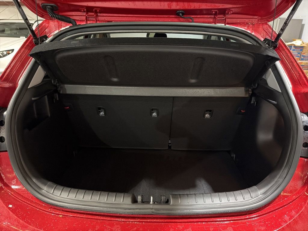 Used 2023 Kia Rio S image 32