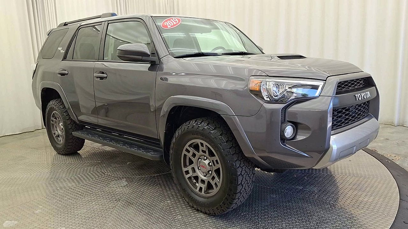 Certified 2019 Toyota 4Runner TRD Off-Road AWD/4WD image 5