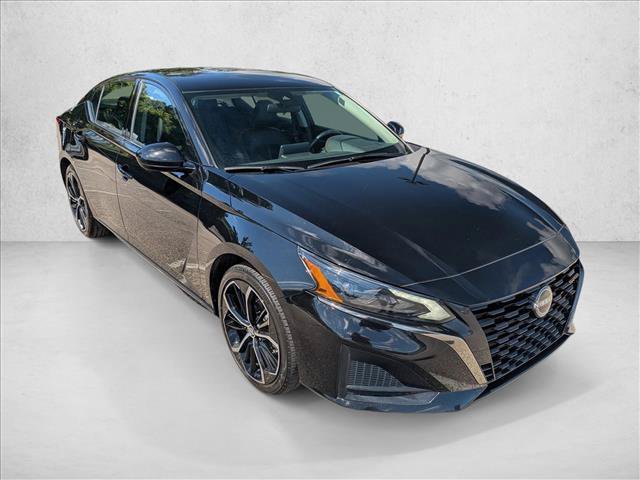 Used 2024 Nissan Altima 2.5 SR FWD video 3