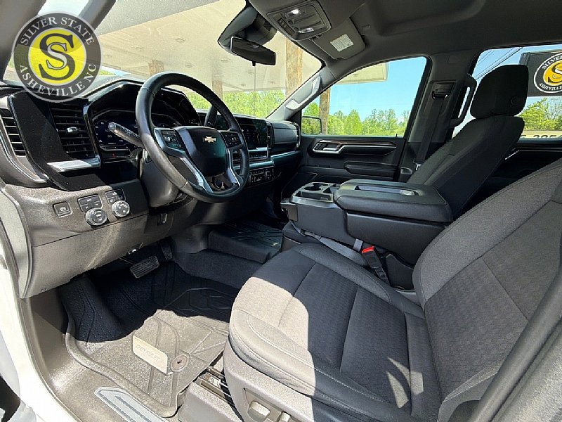 Used 2023 Chevrolet Silverado 1500 LT image 11