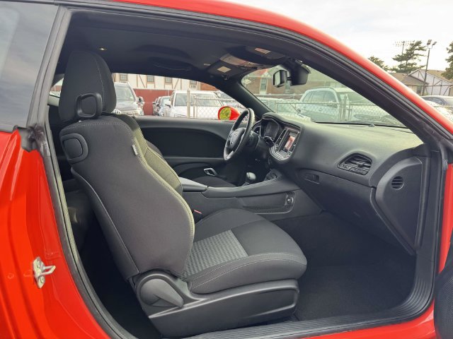 Used 2023 Dodge Challenger R/T w/ Blacktop Package RWD image 17