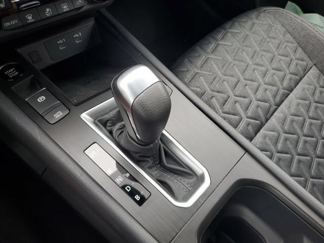 New 2026 Nissan Kicks SV w/ SV Premium Package FWD image 18
