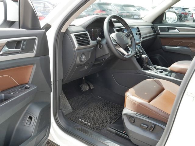 Used 2021 Volkswagen Atlas SEL AWD/4WD image 12
