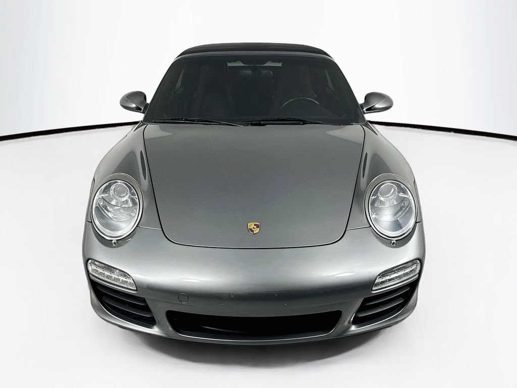 Used 2011 Porsche 911 Carrera RWD image 3