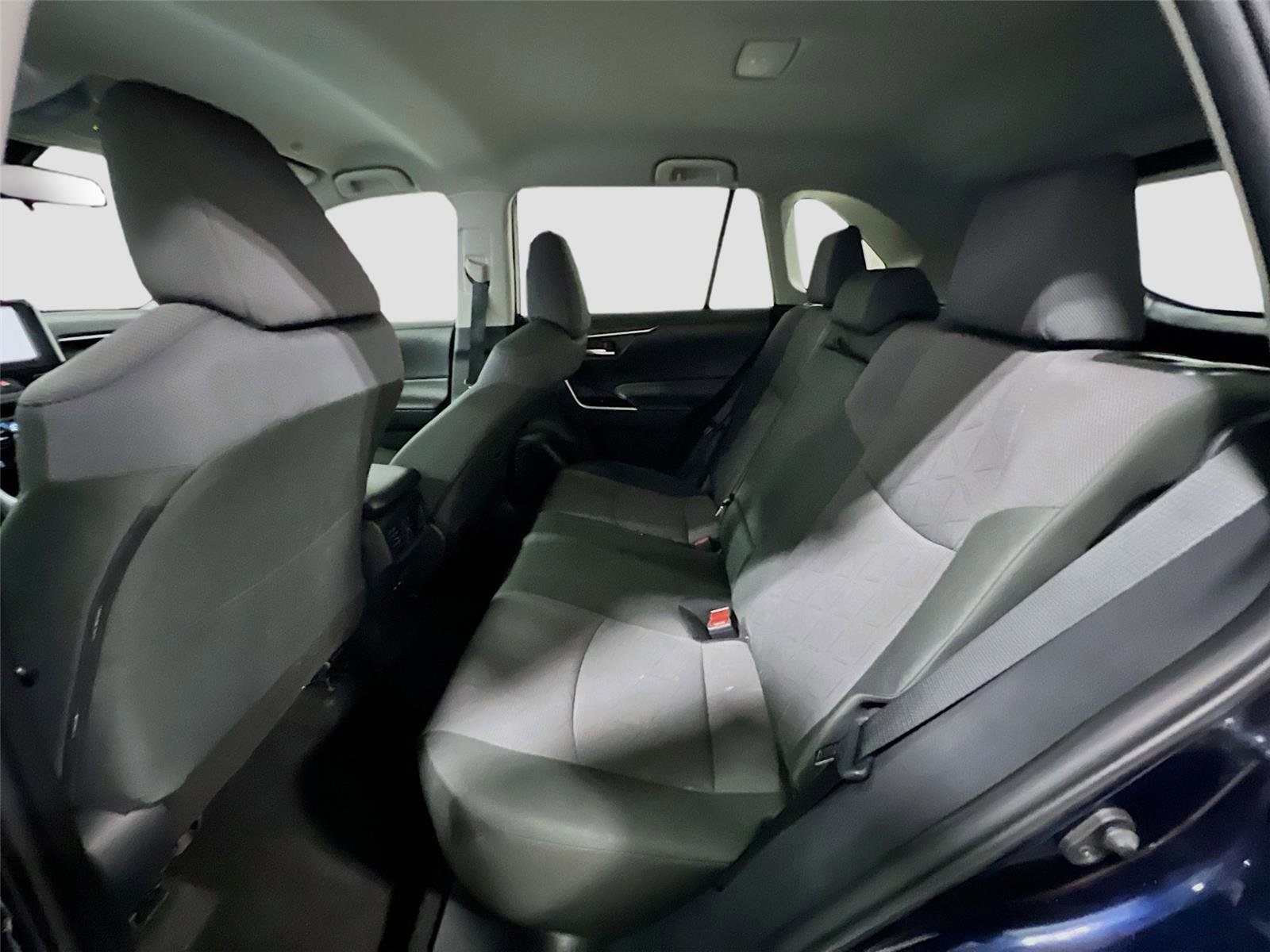 Used 2025 Toyota RAV4 XLE image 23