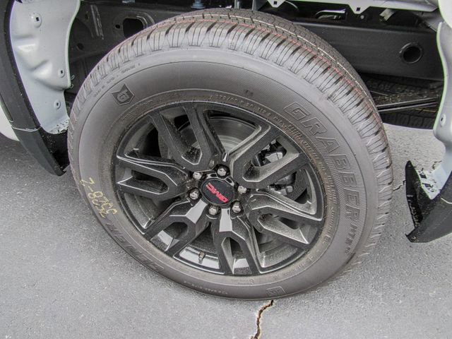 New 2026 GMC Sierra 1500 Pro w/ Graphite Edition image 9