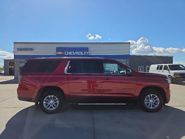 New 2026 Chevrolet Suburban LT image 7