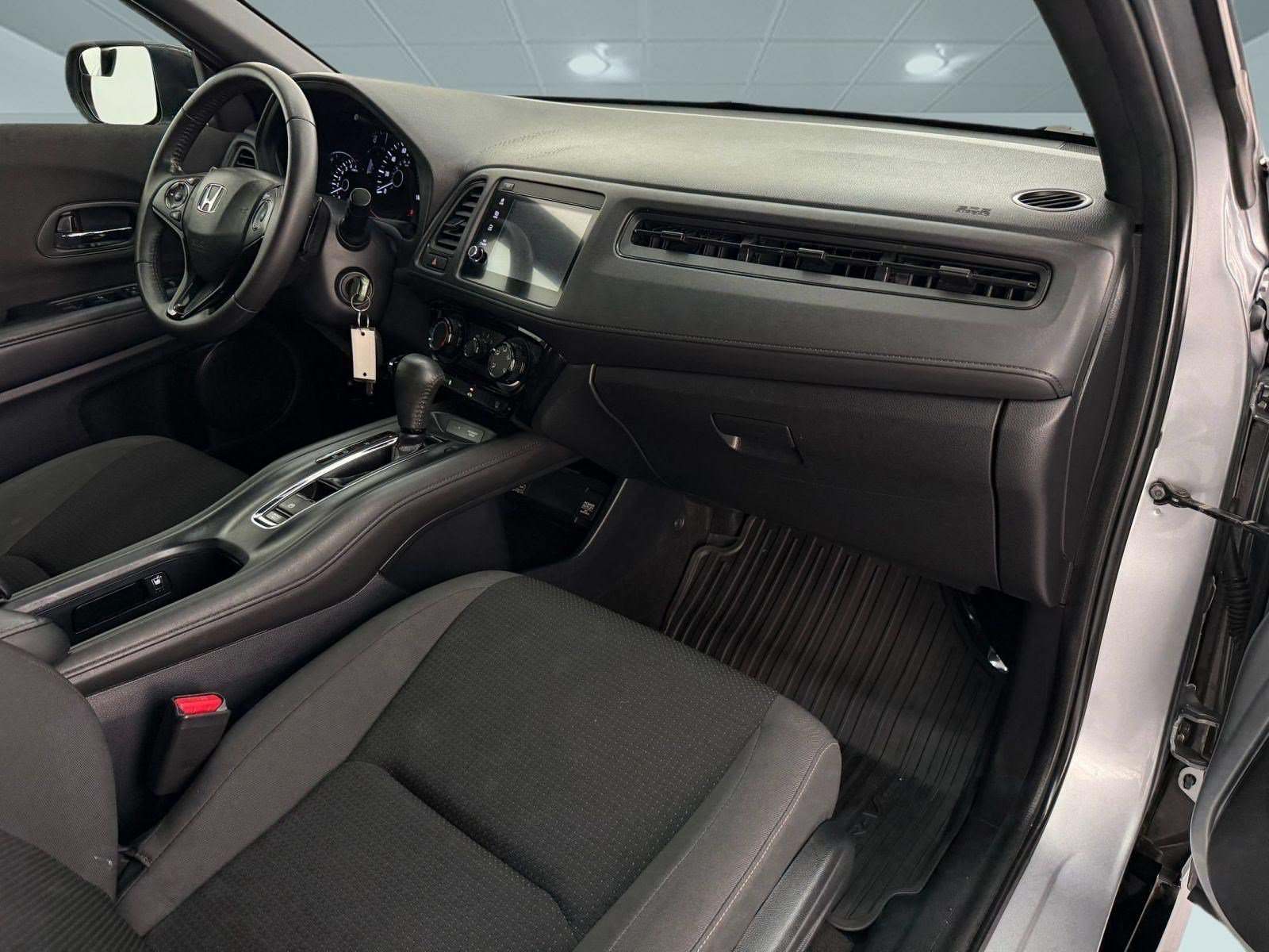 Used 2019 Honda HR-V Sport image 21