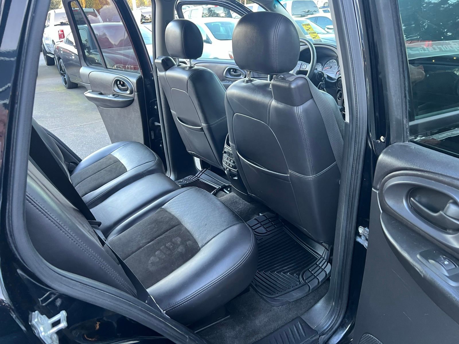 Used 2008 Chevrolet TrailBlazer SS RWD image 30