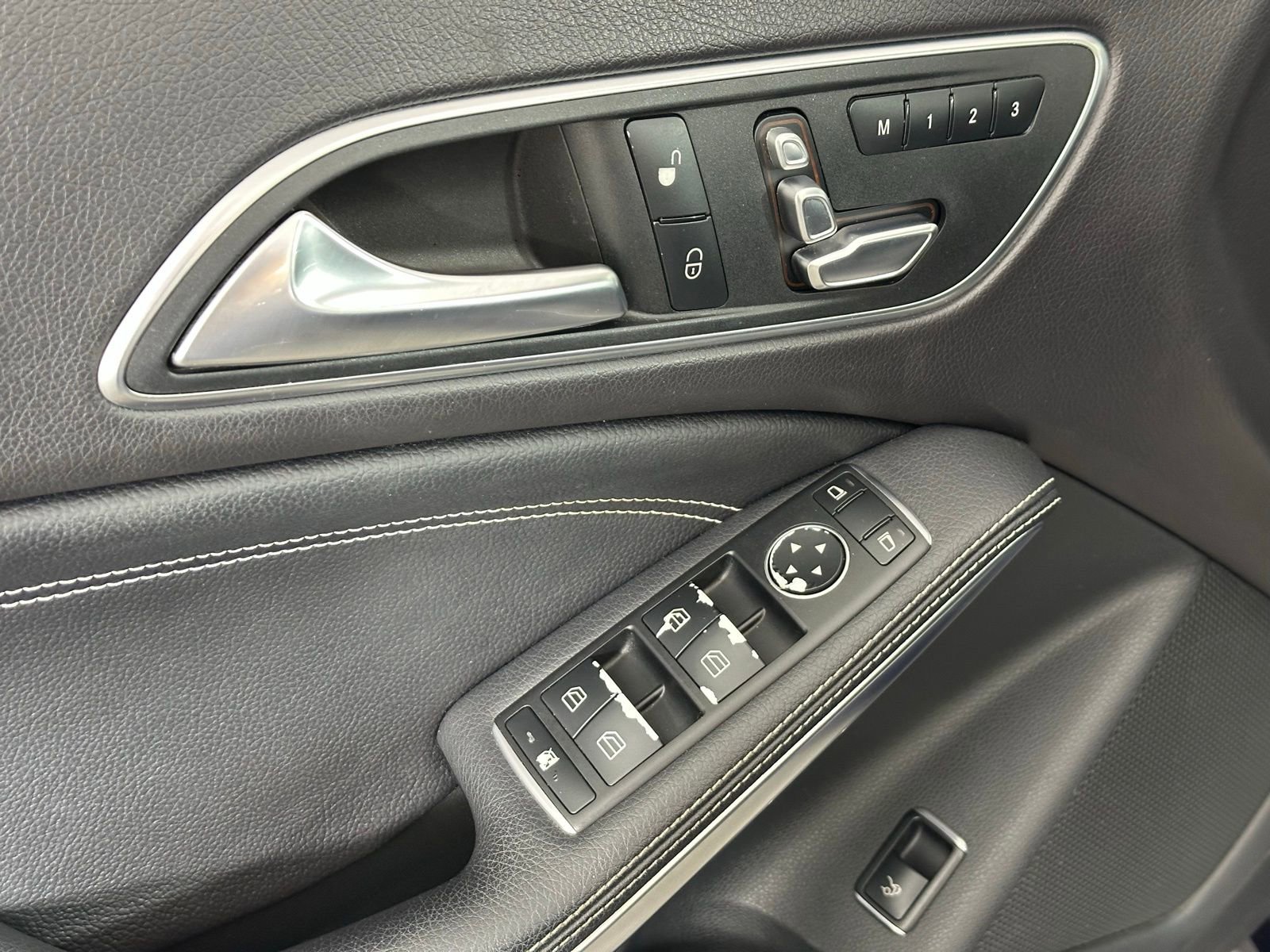Used 2019 Mercedes-Benz CLA 250 image 30
