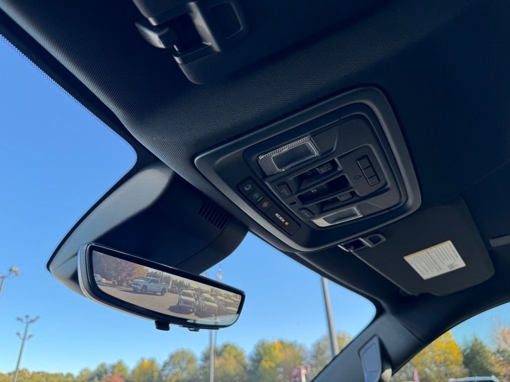 New 2026 Chevrolet Silverado 1500 High Country AWD/4WD image 21