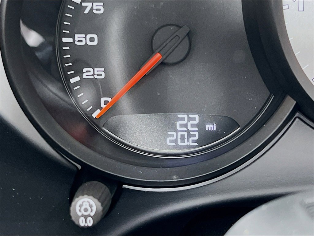New 2025 Porsche 718 Boxster S image 13