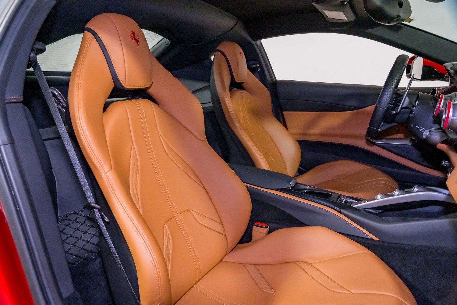 Used 2019 Ferrari 812 Superfast RWD image 29