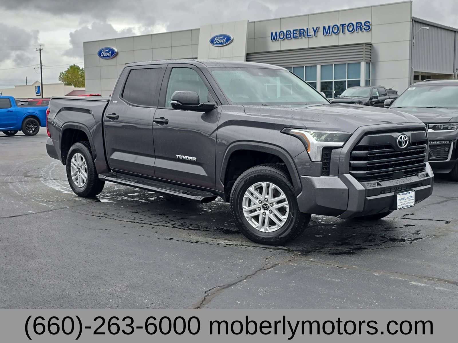 Used 2023 Toyota Tundra SR5 w/ SR5 Convenience Package