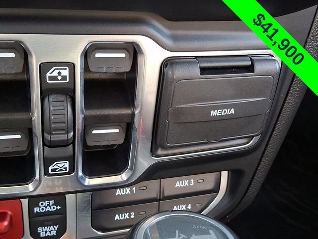 Used 2023 Jeep Wrangler Unlimited Rubicon w/ Cold Weather Group image 27