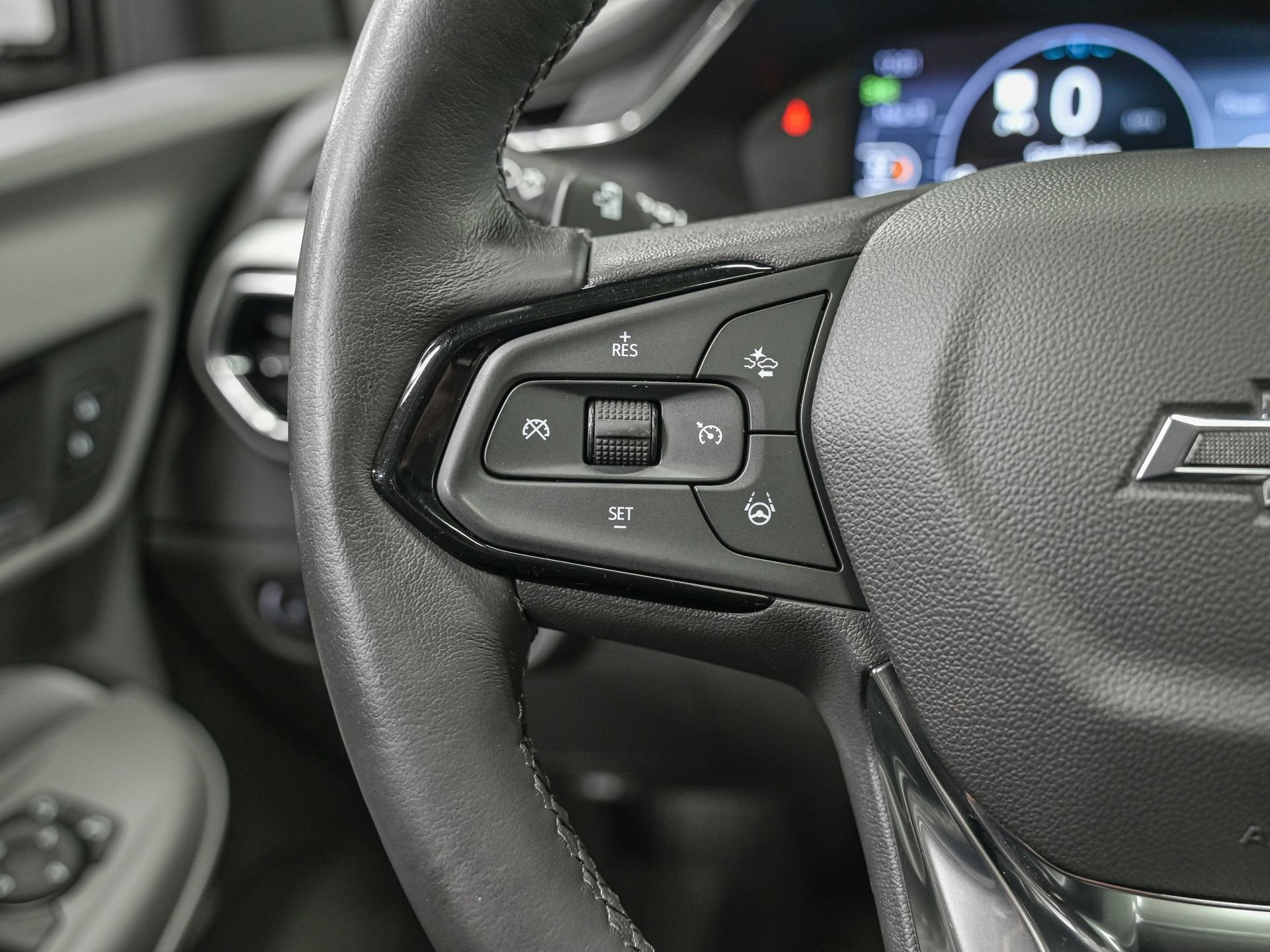 Used 2022 Chevrolet Bolt EUV Premier w/ Sun & Sound Package image 20