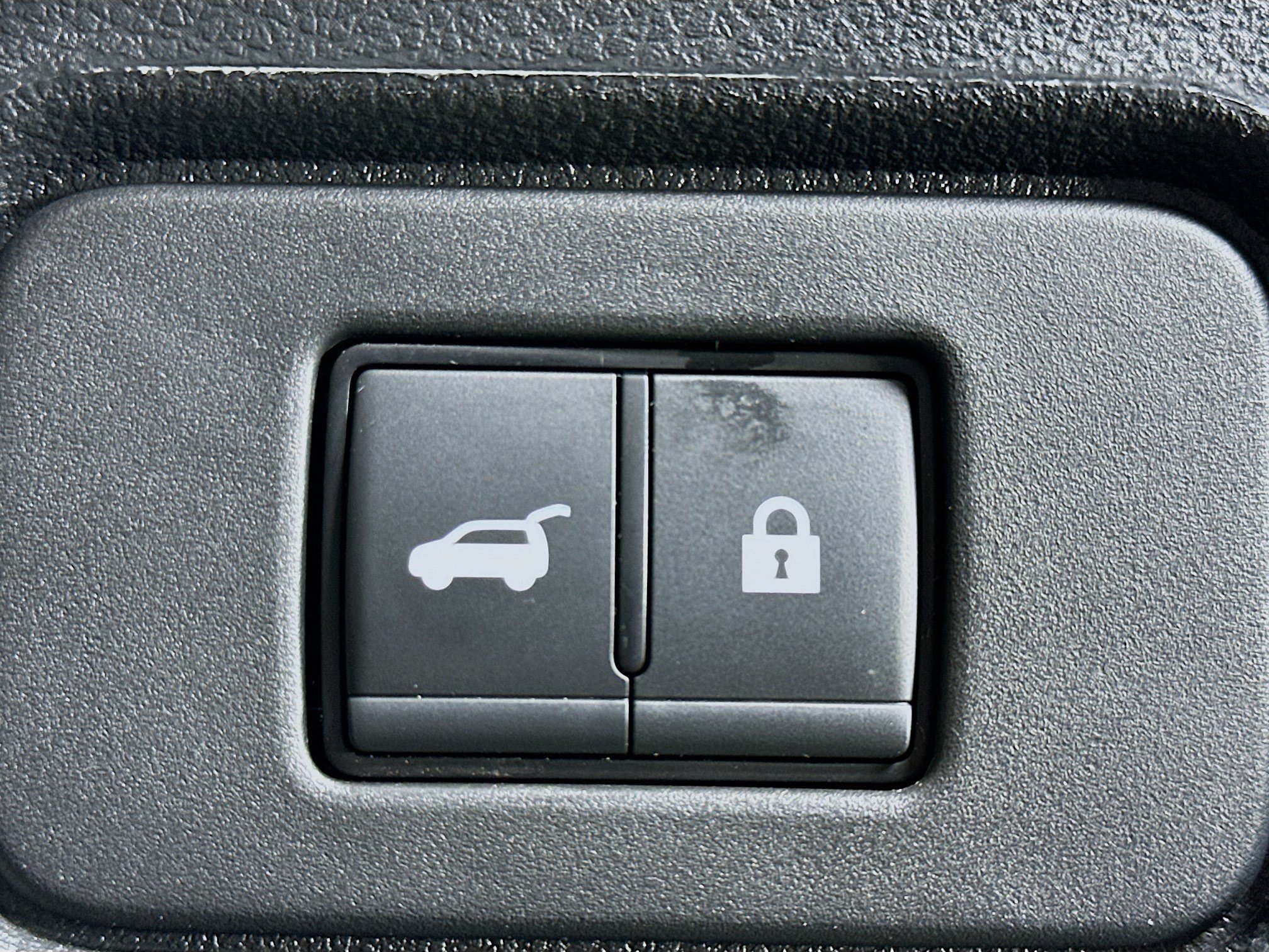Used 2024 Nissan Pathfinder SL AWD/4WD image 31