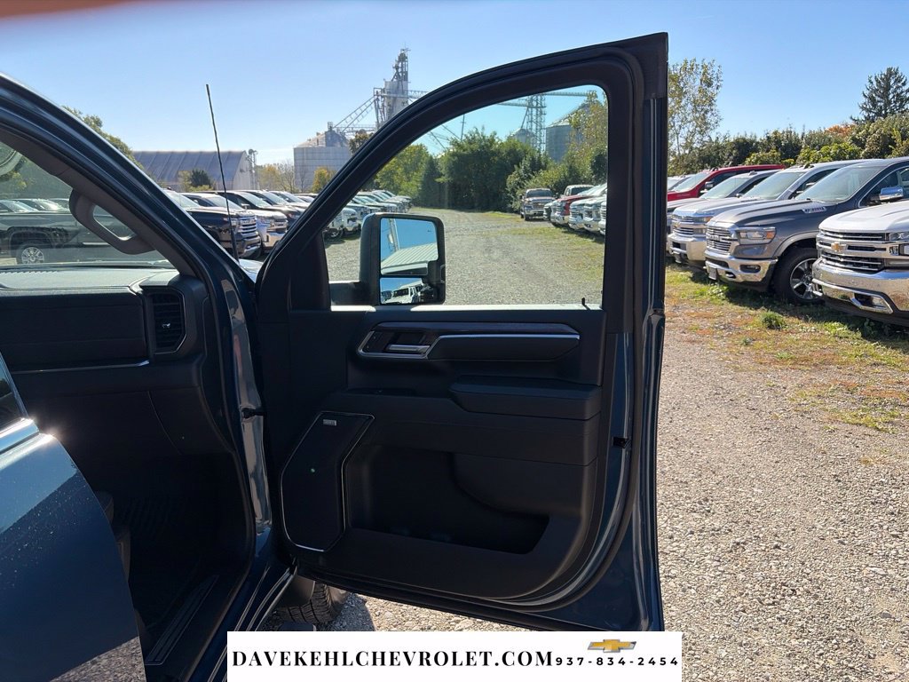Used 2024 Chevrolet Silverado 3500 LTZ w/ LTZ Plus Package AWD/4WD image 28