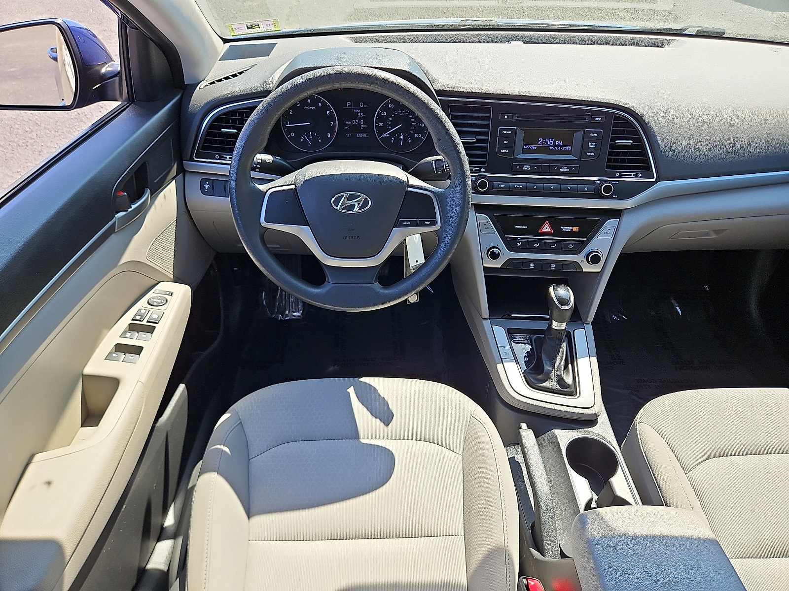 Used 2017 Hyundai Elantra SE FWD image 11