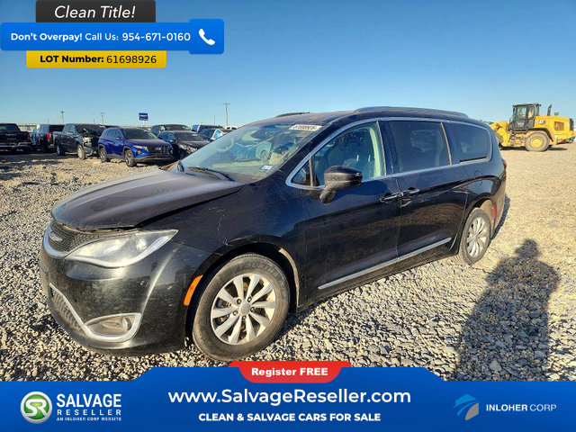 Used 2019 Chrysler Pacifica Touring-L FWD image 1