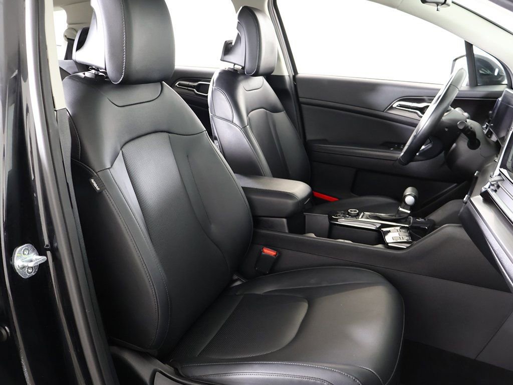 Used 2023 Kia Sportage EX FWD image 27