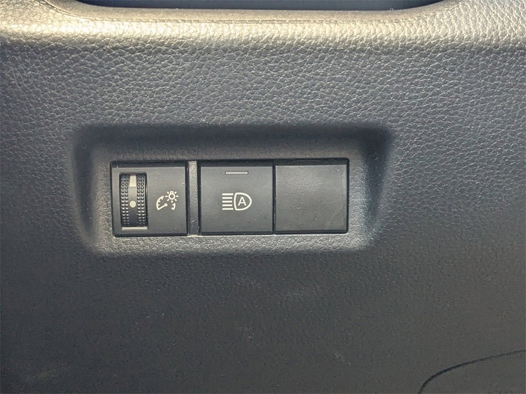 Used 2024 Toyota RAV4 LE image 22