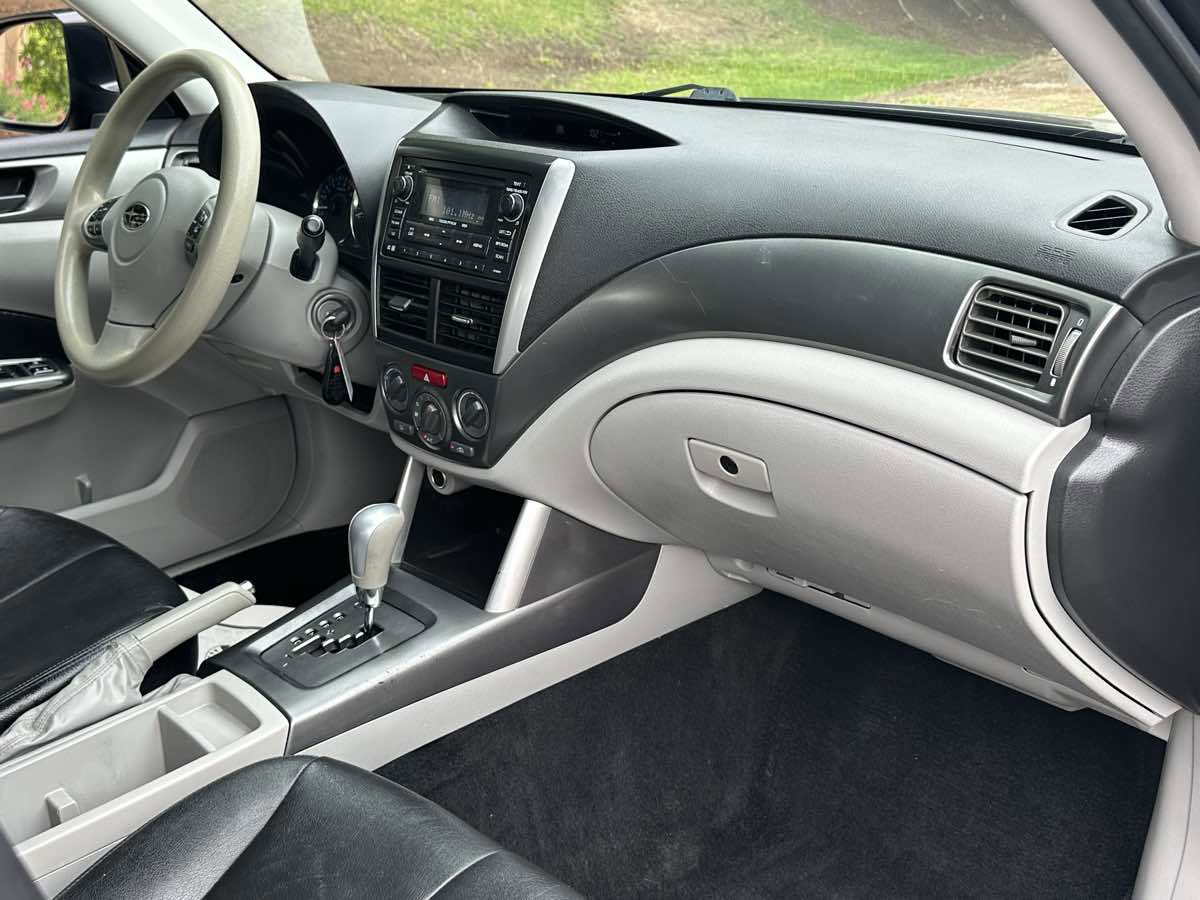 Used 2013 Subaru Forester 2.5X AWD/4WD image 21