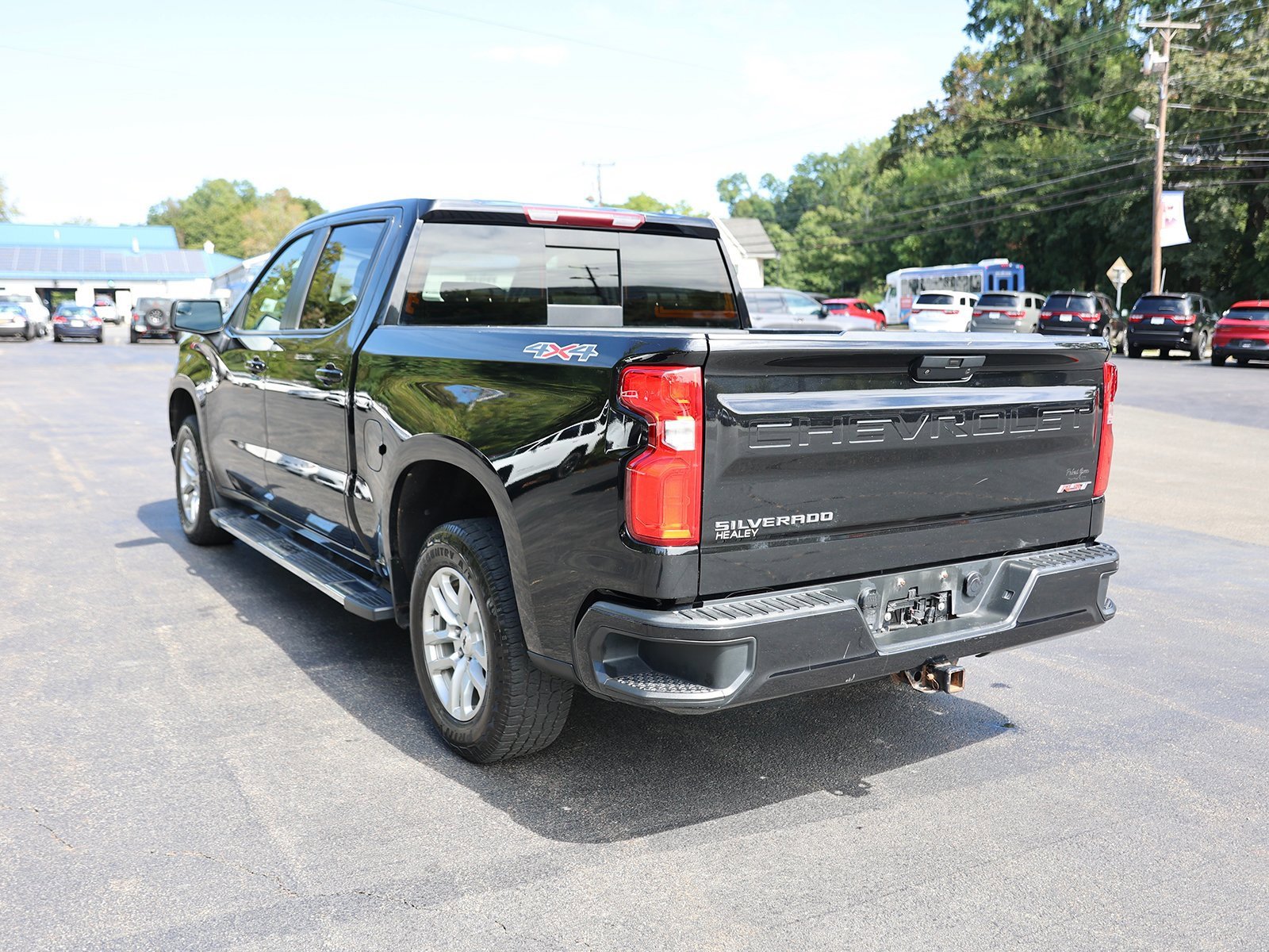 Used 2022 Chevrolet Silverado 1500 RST w/ Convenience Package II image 2