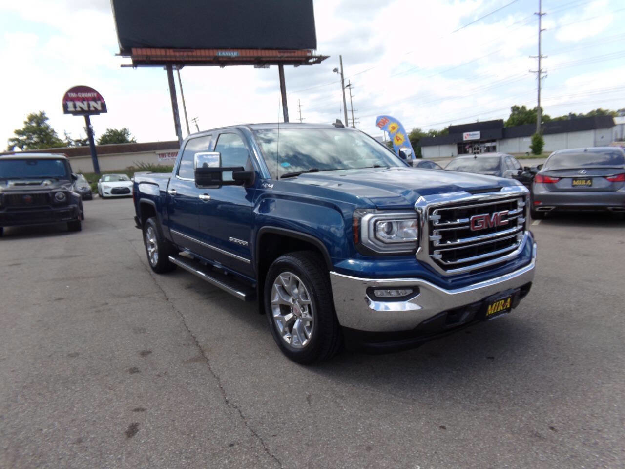 Used 2018 GMC Sierra 1500 SLT w/ SLT Premium Package image 5