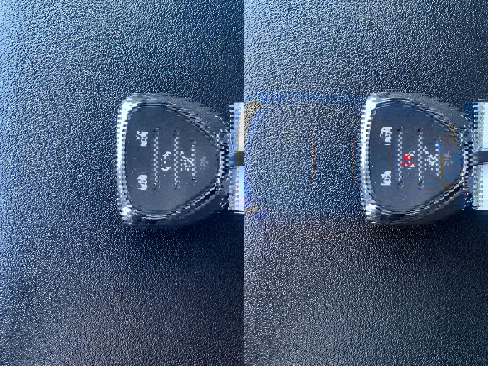 Used 2024 Chevrolet Equinox LT image 38