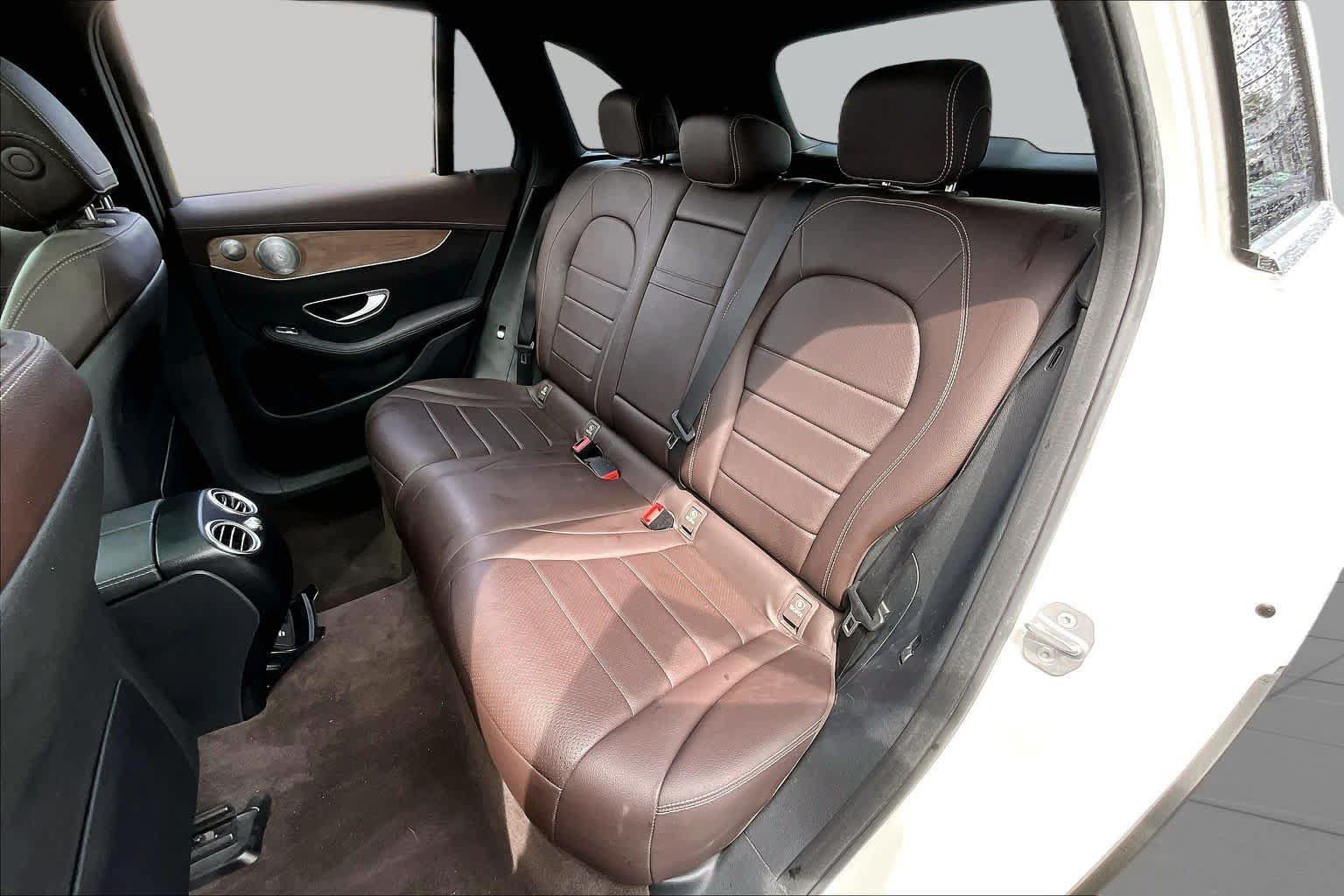 Used 2017 Mercedes-Benz GLC 300 4MATIC image 20