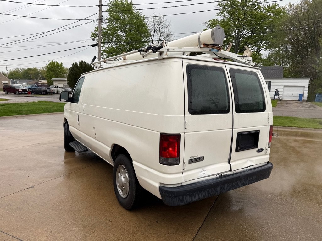 Used 2010 Ford E-250 and Econoline 250 RWD image 6
