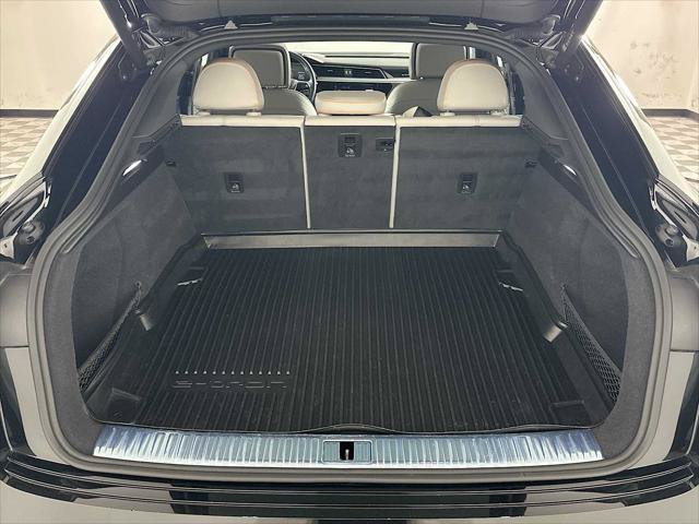 Certified 2024 Audi Q8 e-tron Prestige w/ Prestige Package AWD/4WD image 25