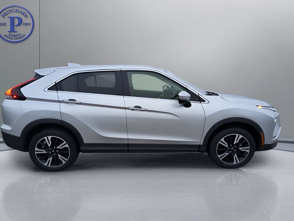 Used 2024 Mitsubishi Eclipse Cross SE AWD/4WD image 8