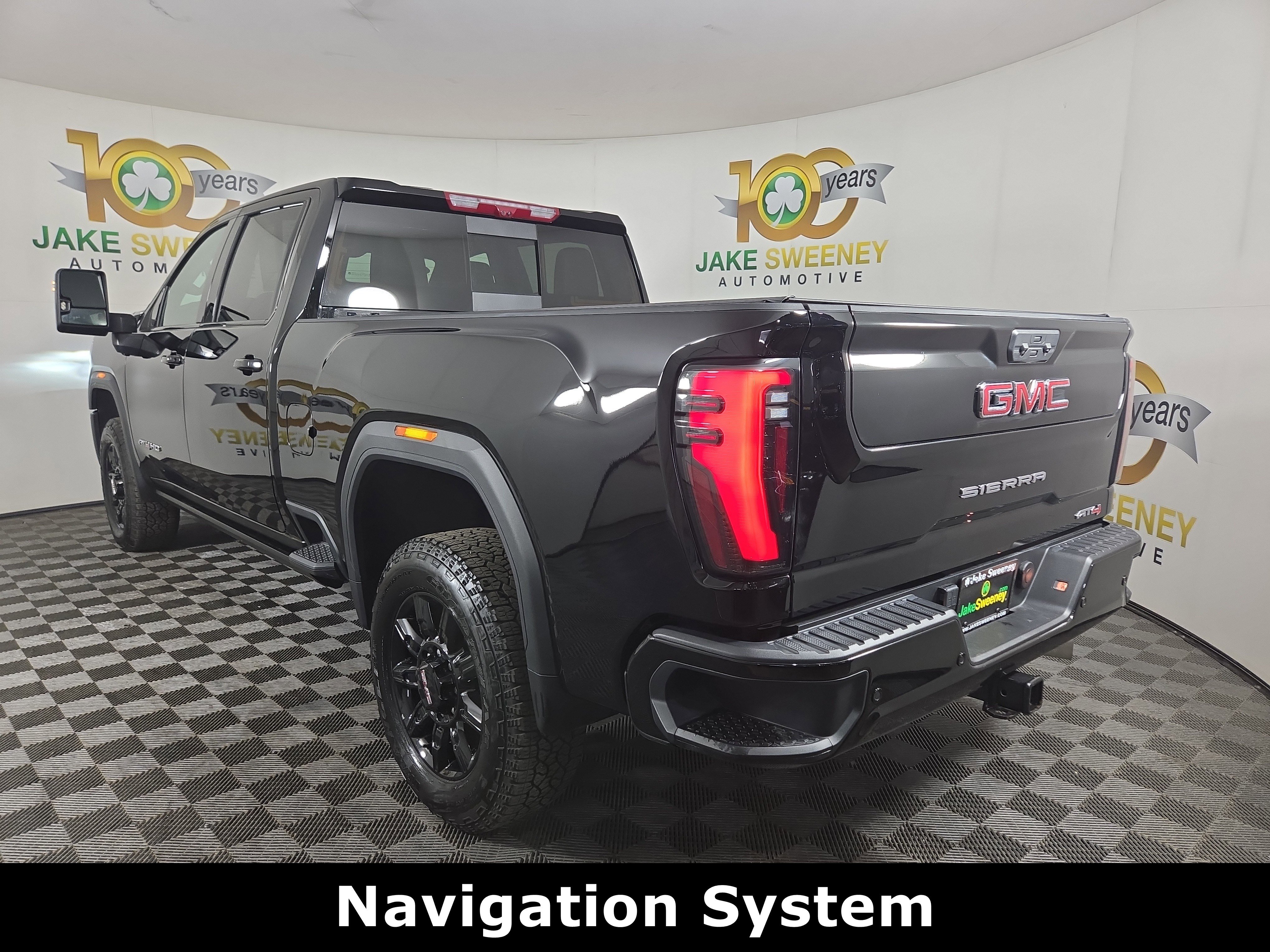 Certified 2025 GMC Sierra 2500 AT4 w/ Technology Package image 6