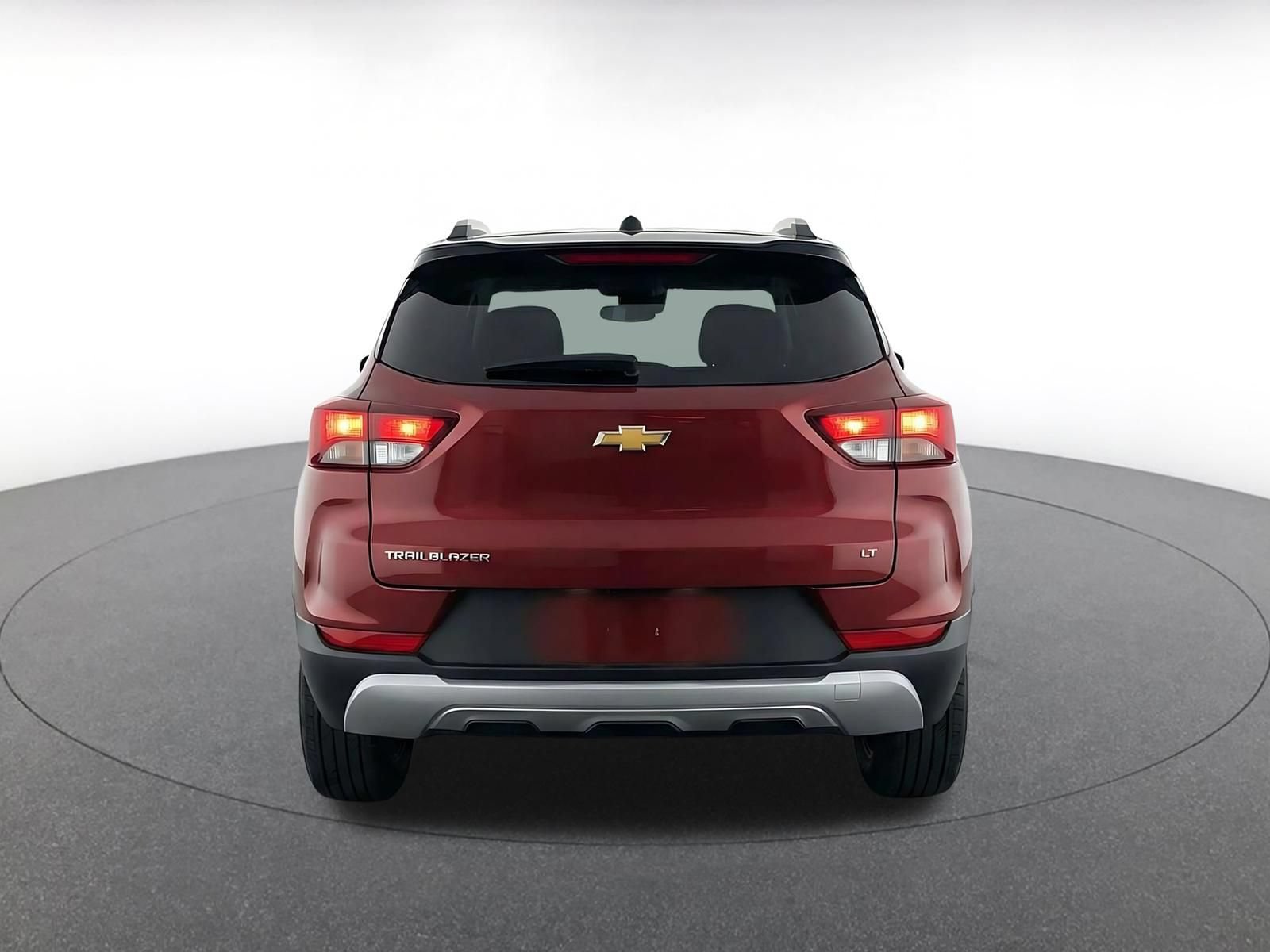 Used 2025 Chevrolet TrailBlazer LT FWD image 7