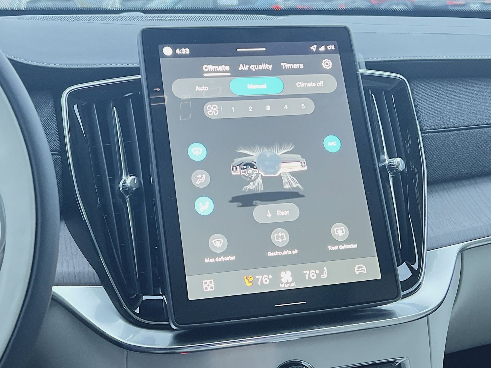 New 2026 Volvo XC90 T8 Ultra w/ Protection Package Premier image 21